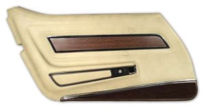 Door Panel. Neutral Deluxe LH 74-75